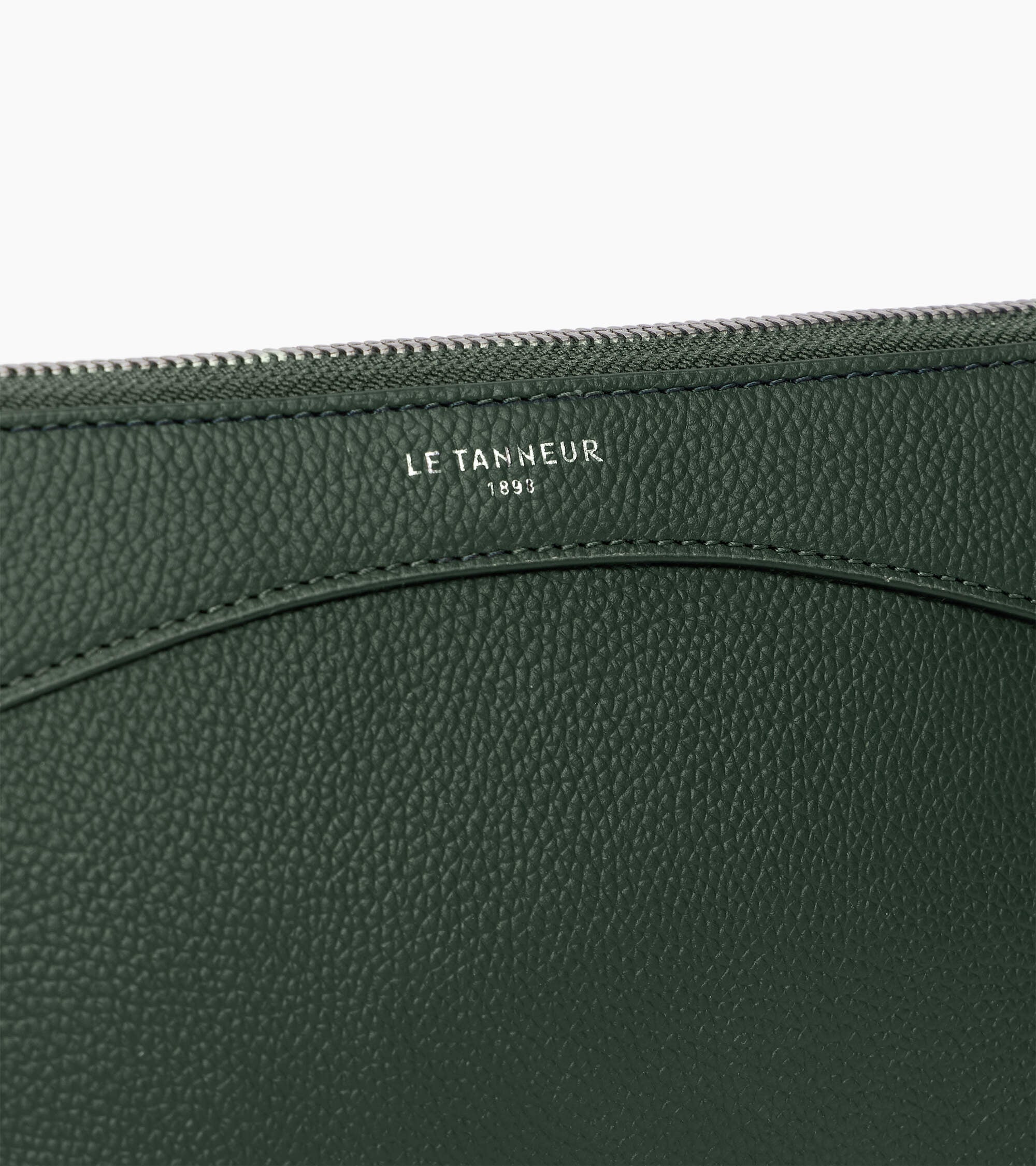 Bolso de mano con cremallera de cuero granulado
